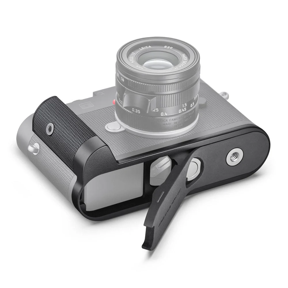 Leica Diamond Pattern Handgrip for M11 Models - Image 3