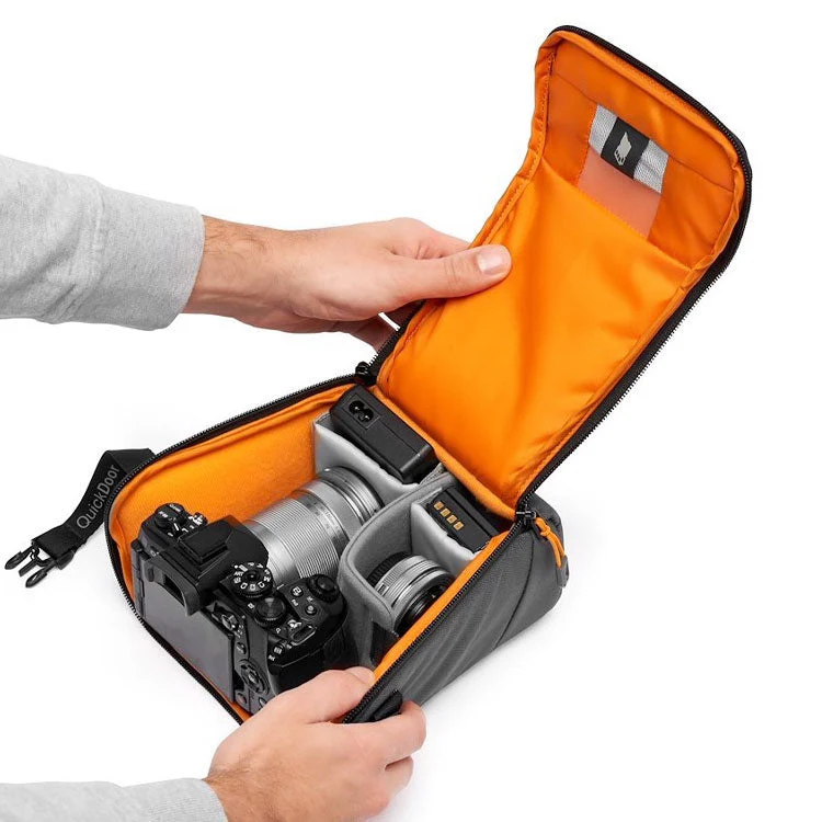 Lowepro GearUp Creator Box M II Green Line - Image 4