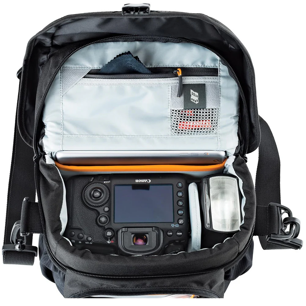 Lowepro Nova 170 AW II Black - Image 2