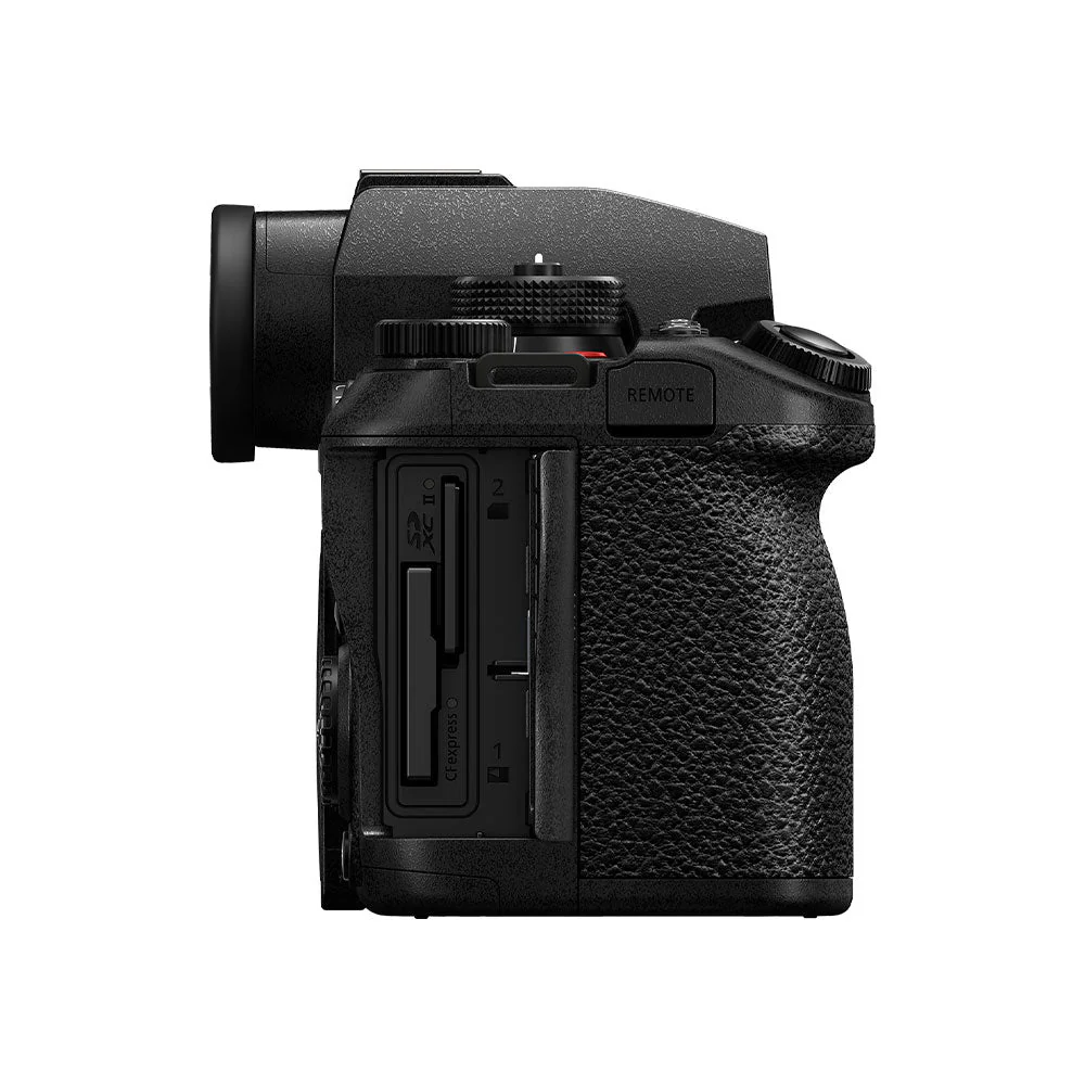 Panasonic LUMIX S1IIE Body - Image 2
