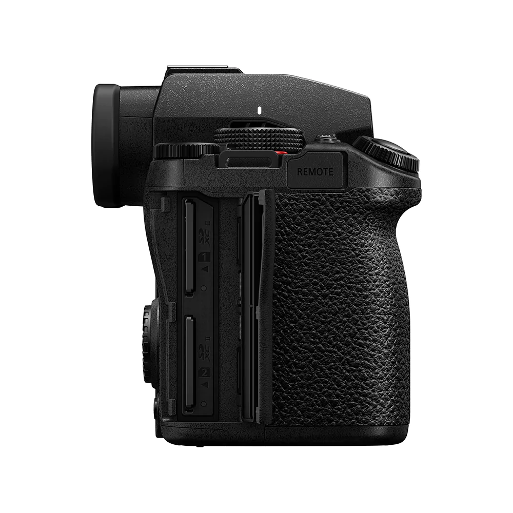 Panasonic LUMIX S5II with S 20-60mm f3.5-5.6 - Image 3