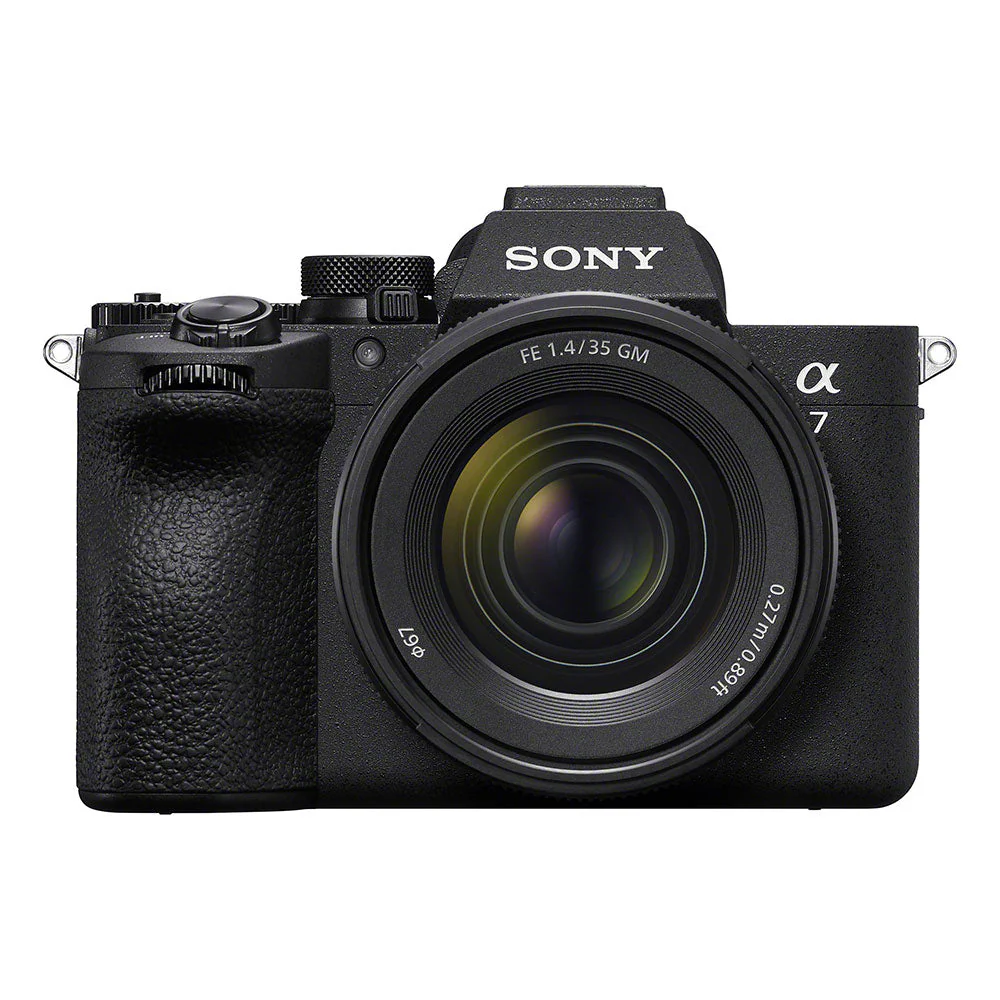 Sony a7 V with FE 28-70mm f3.5-5.6 OSS II