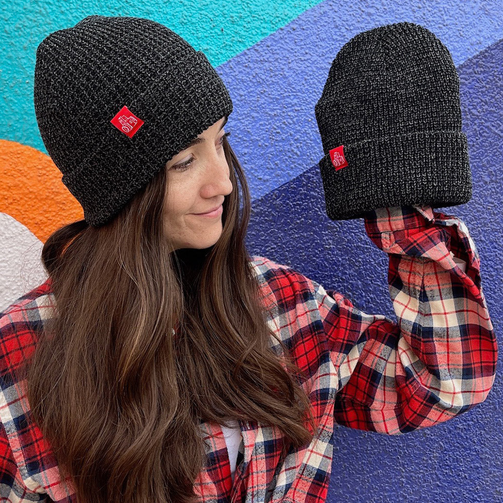 TCS Toque - Grey Waffle Knit - Image 3
